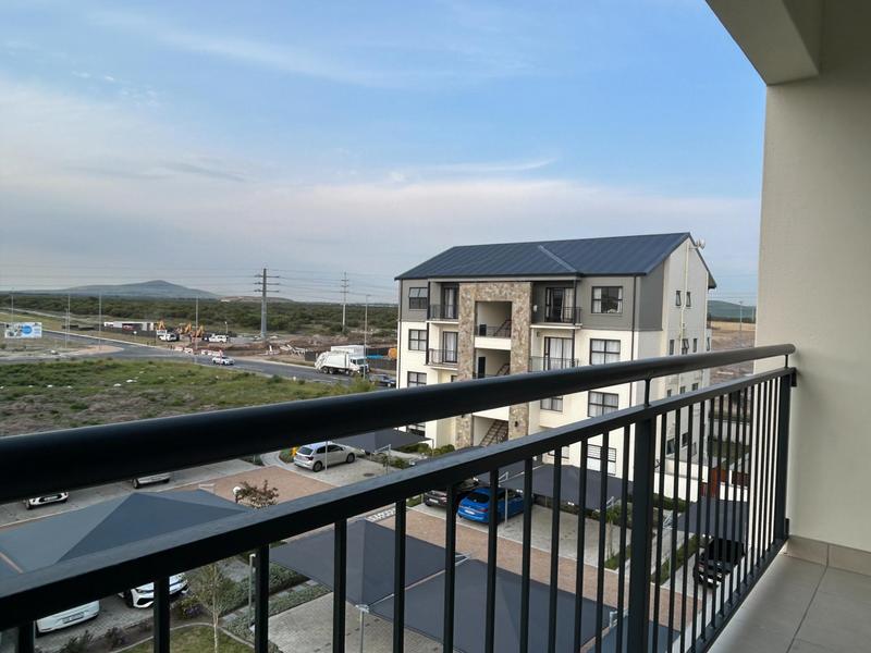 To Let 1 Bedroom Property for Rent in Sandown Western Cape